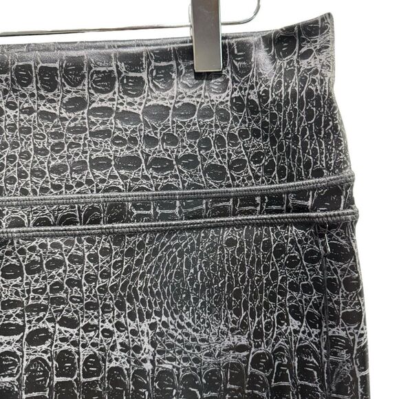 Zyia Gray Armor Light n Tight Legging 28" Size 20 NWT - Picture 6 of 8